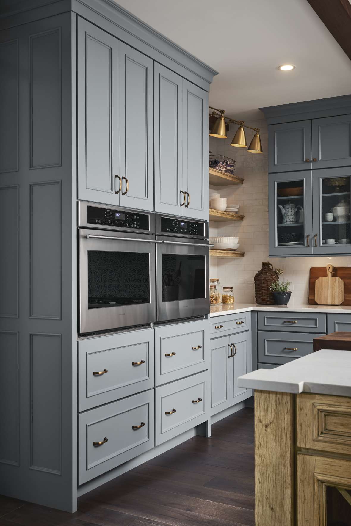 Medallion Cabinetry - Modern English Cottage