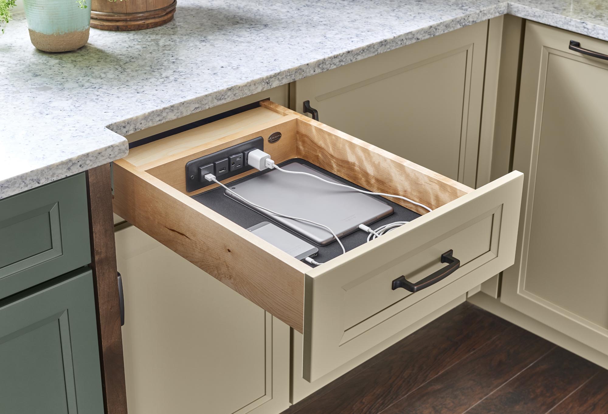 Medallion Cabinetry - Tiered Cutlery Divider Drawer