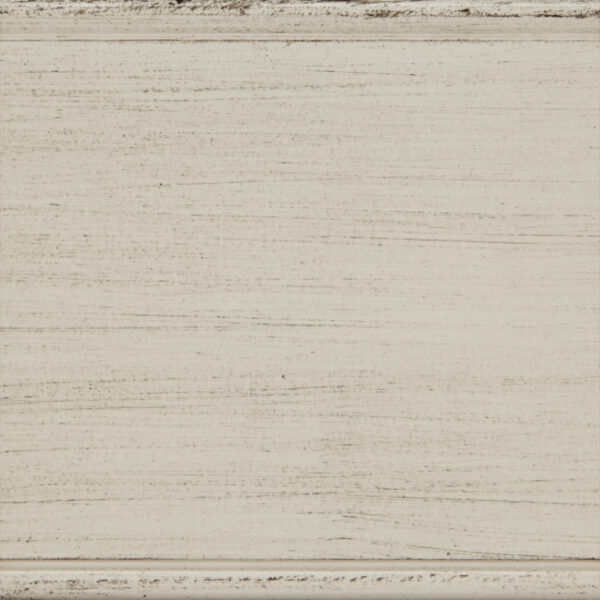 White Icing with Graphite Dry Brush Finish | Medallion